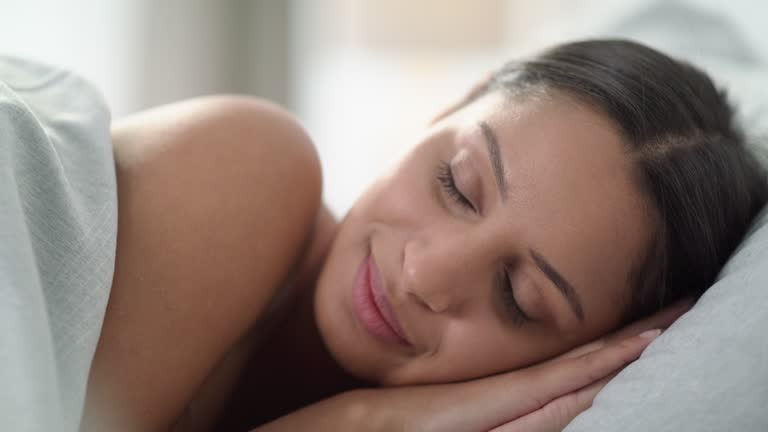 Common Sleep Disruptors and How to Beat Them Naturally
